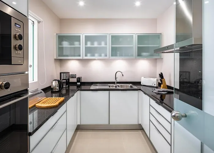 아파트 Shantiapartments *