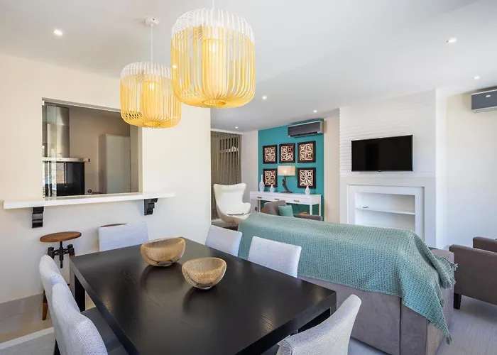 Shantiapartments * 빌라모라