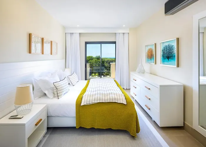 Shantiapartments * 빌라모라